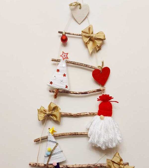 Cómo hacer un árbol de navidad con ramas