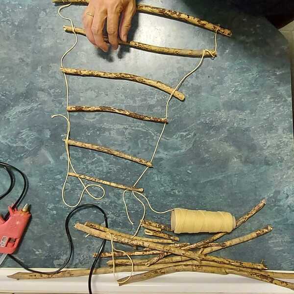 Atando ramas. Un baúl de princesas. Madrid